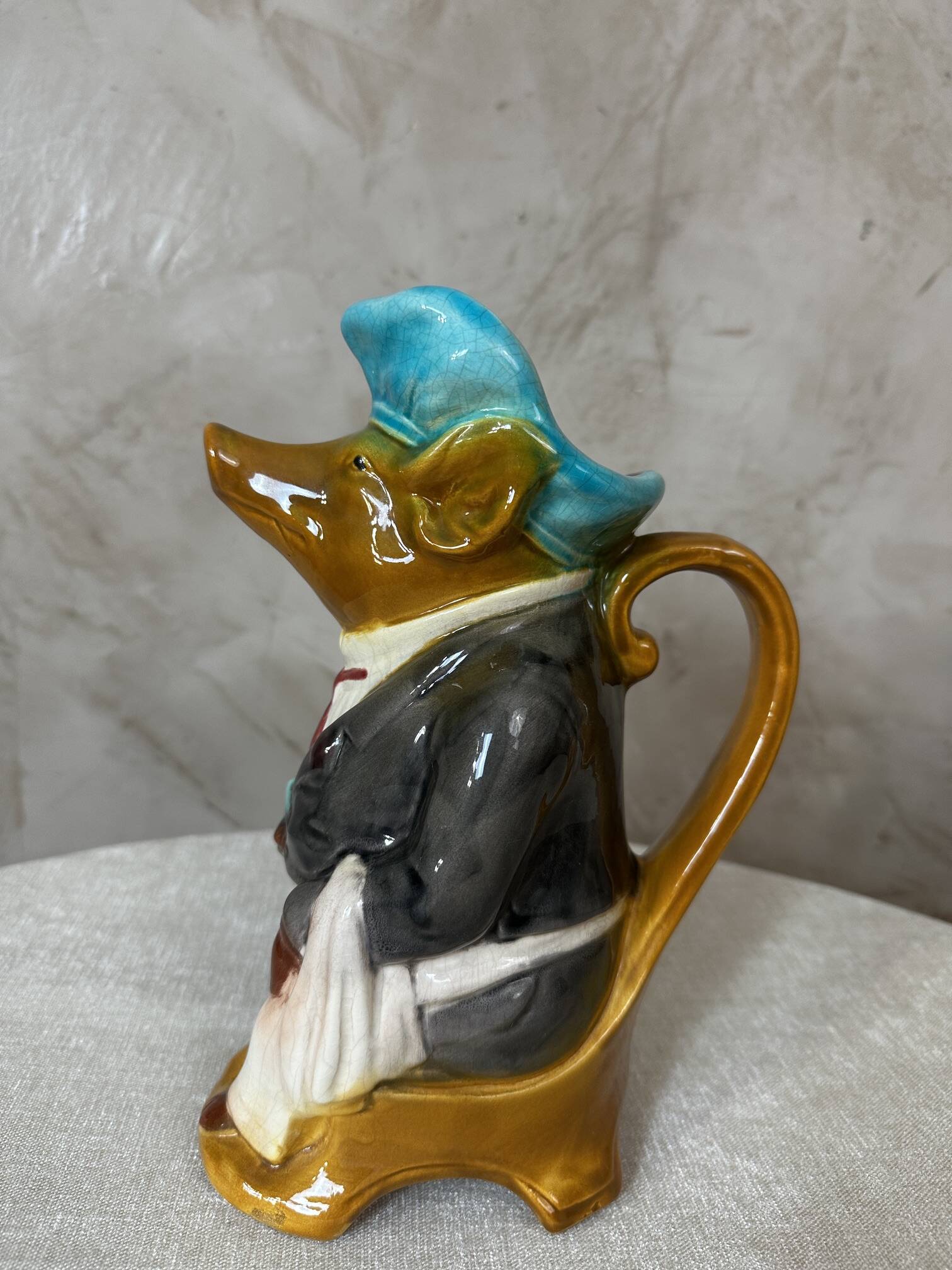 Pig earthenware jug