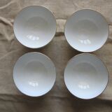 Lot of 4 bowls with porcelain flowers