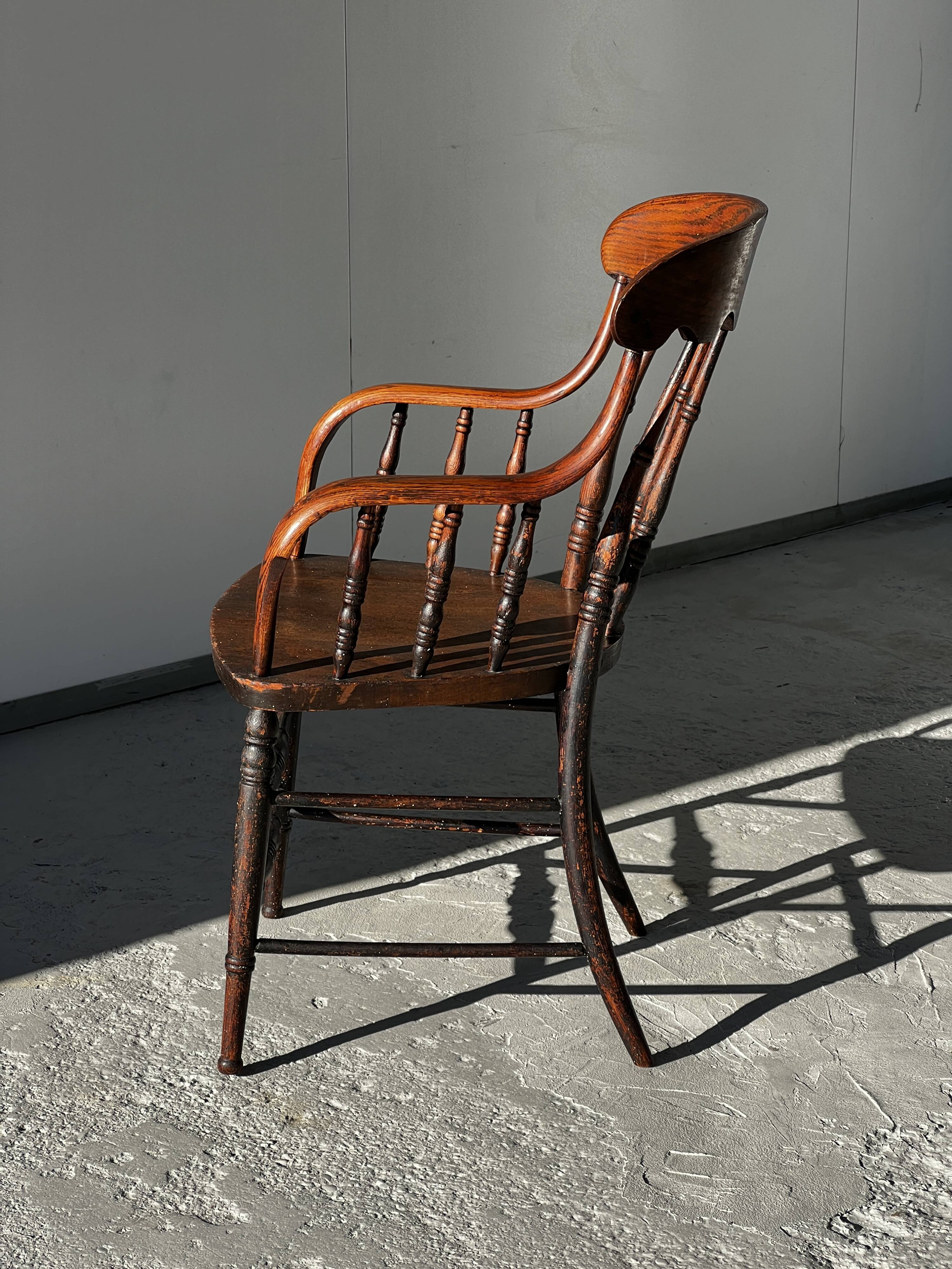 Fauteuil Windsor en bois tourné XXIXème