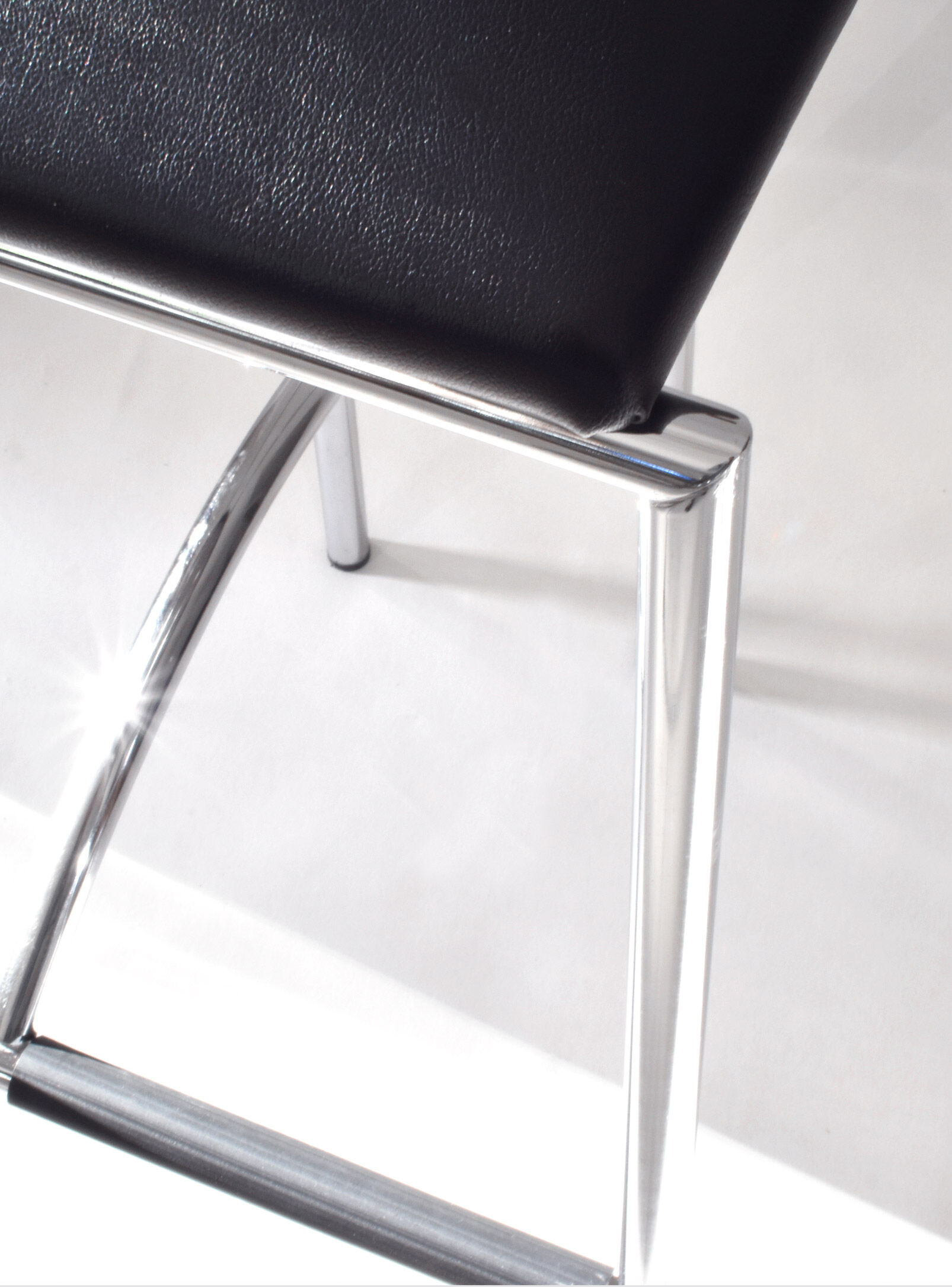 3 bar stools "Tokyo" Rodney Kinsman - Bieffeplast circa 1985