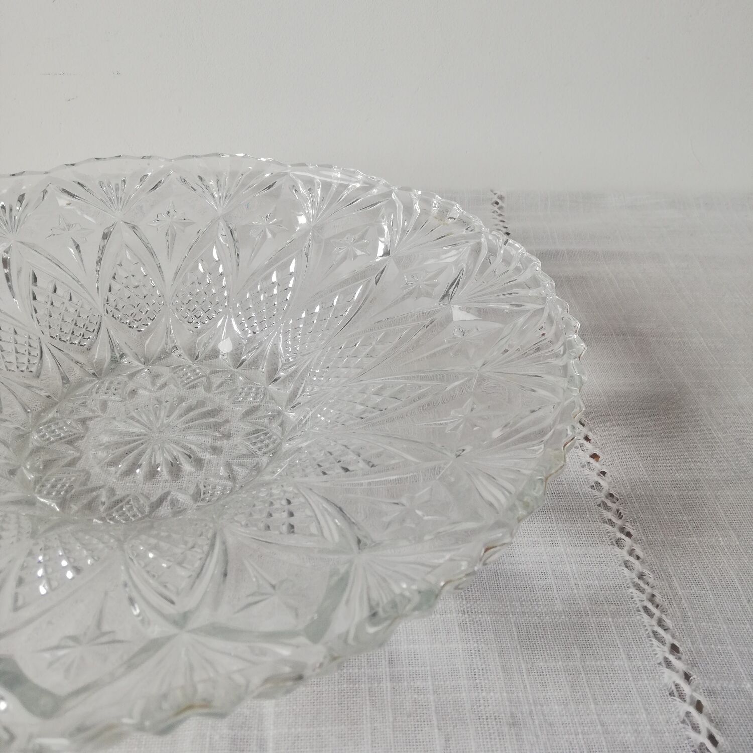 Chiseled glass dish