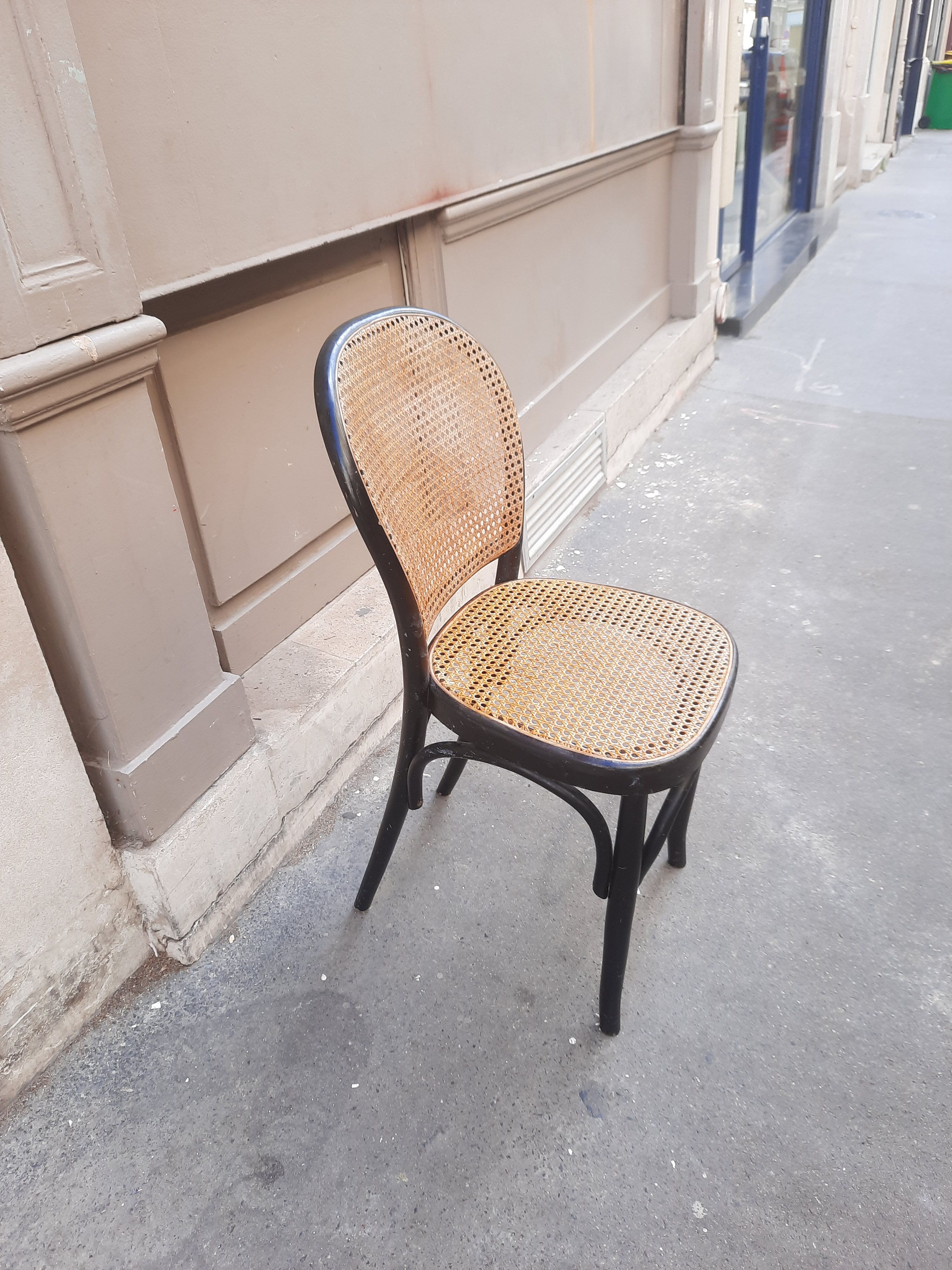 Bistro chair