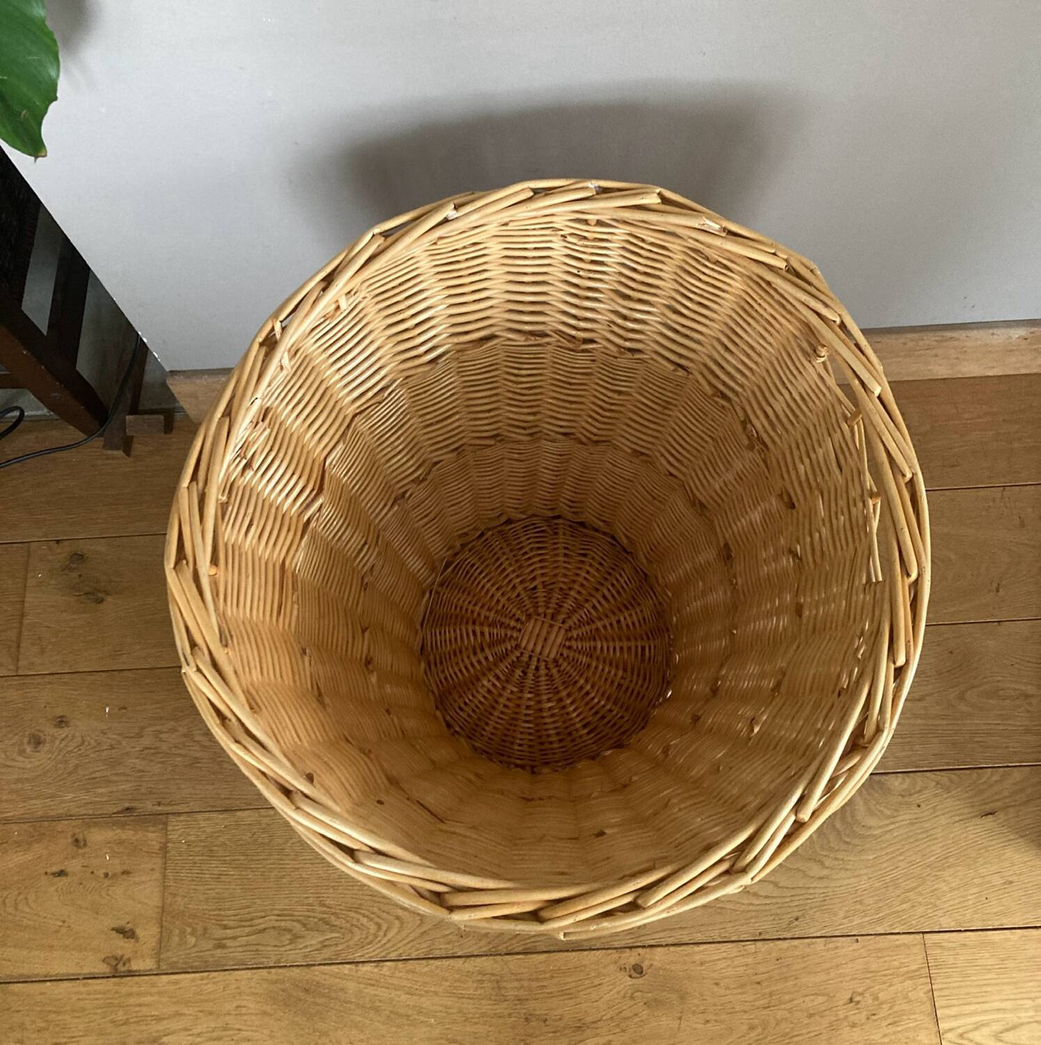 Large Wicker Laundry Basket 1980s/90s