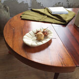 White and gold ceramic plate