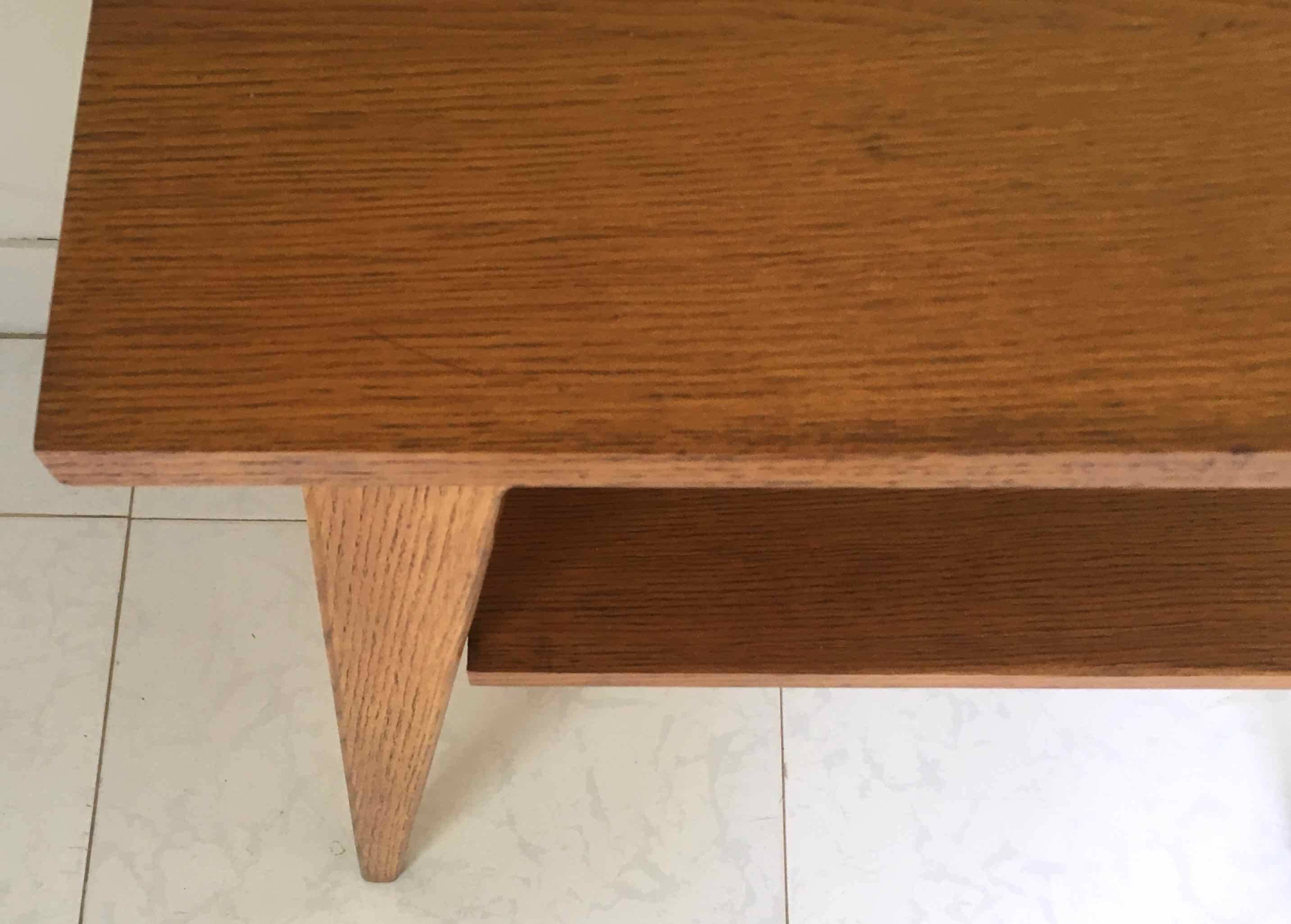 1950 compass foot pedestal table in light wood, side table, side table