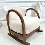 Rocking chair in sheepskin