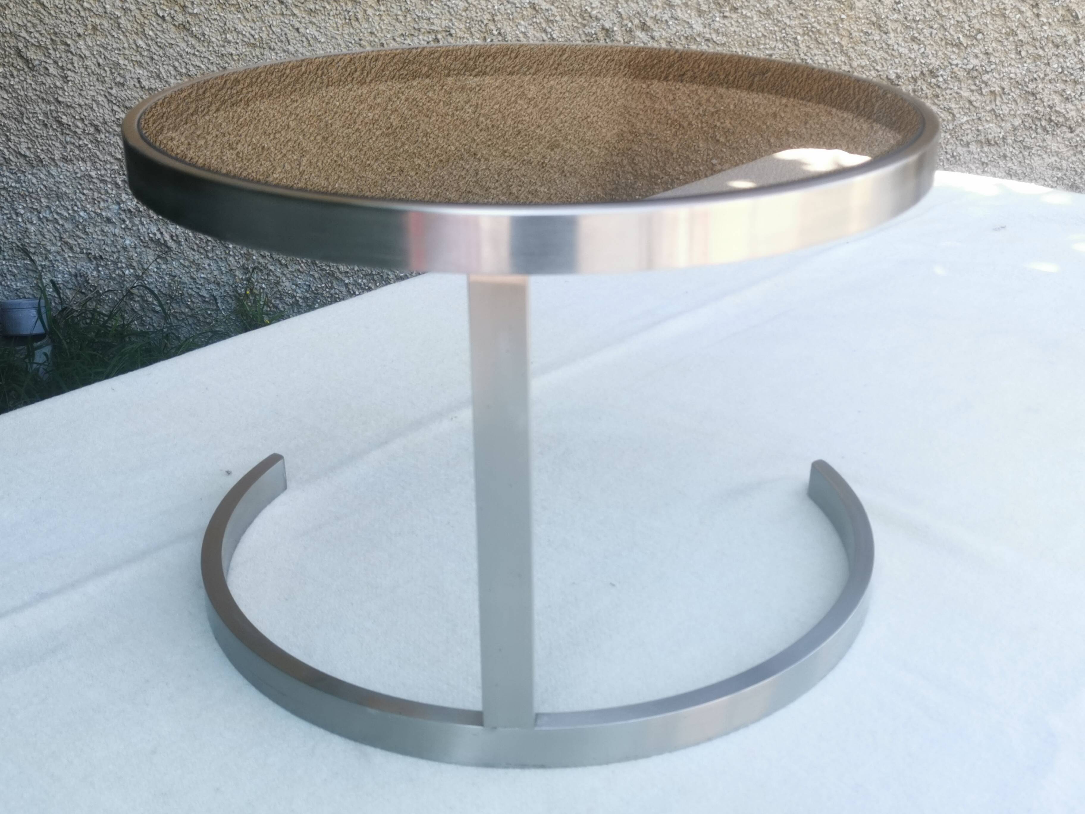 Vintage living room table “metal and glass top”