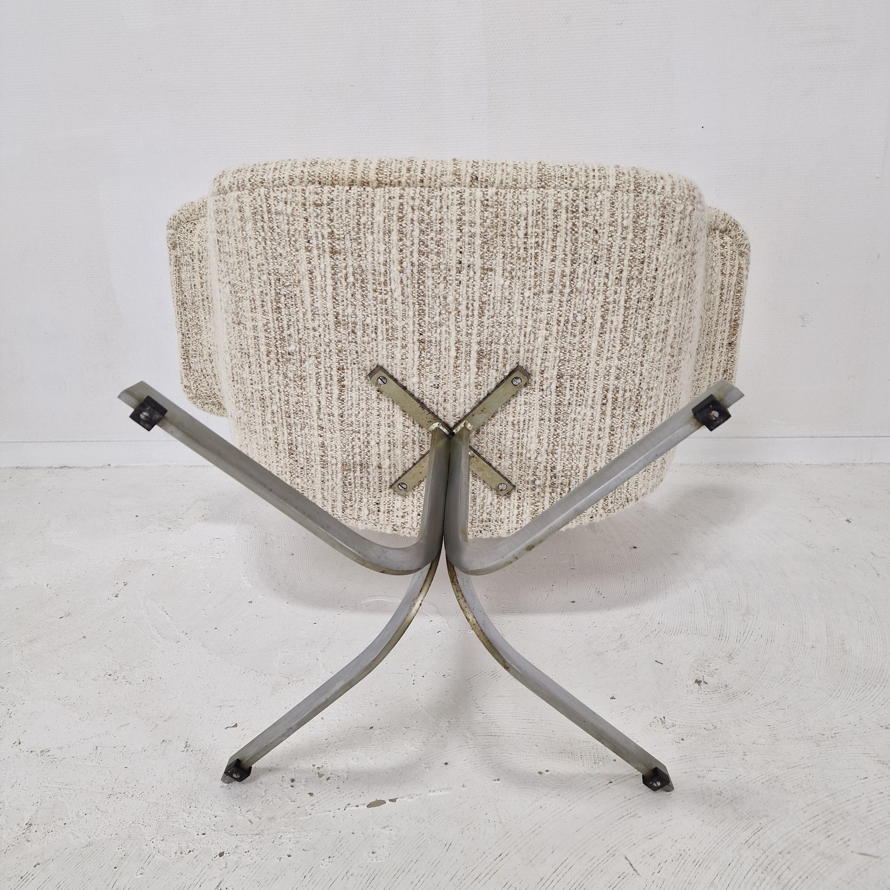 Large set of Tulip chairs by Pierre Paulin for Artifort, 1960s.