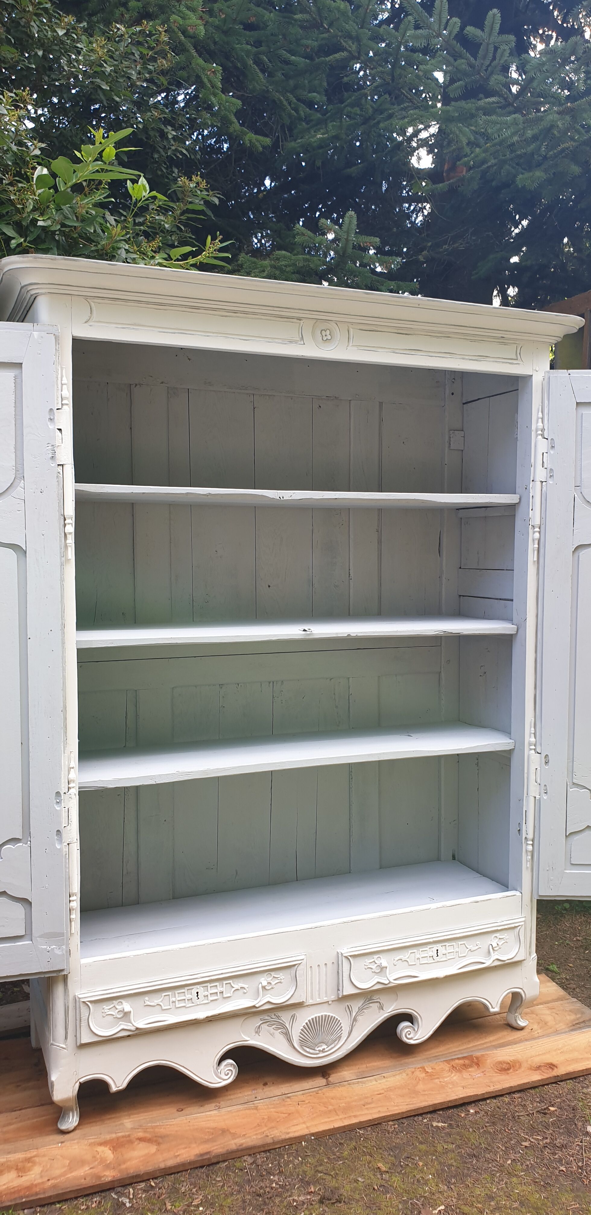 Skated Norman wardrobe