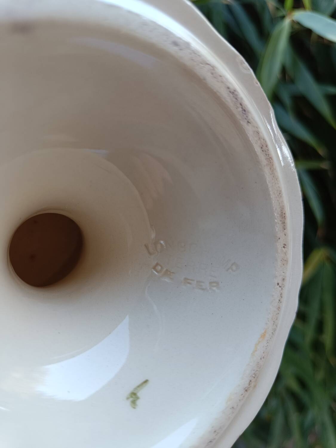 Longchamp iron earth compote bowl