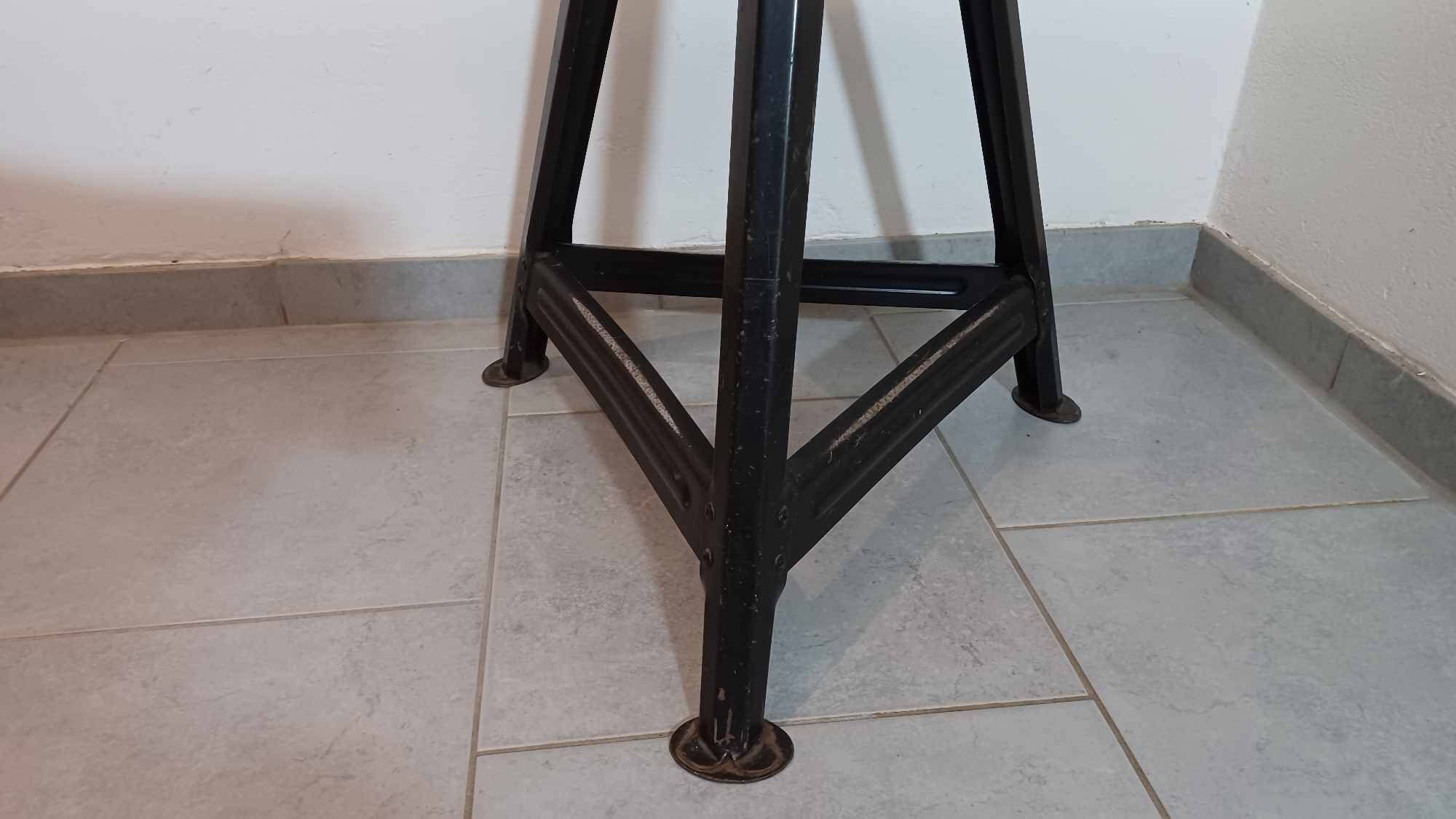 Tabouret métal & bois dans le style de Rowac années 1950/60. industriel