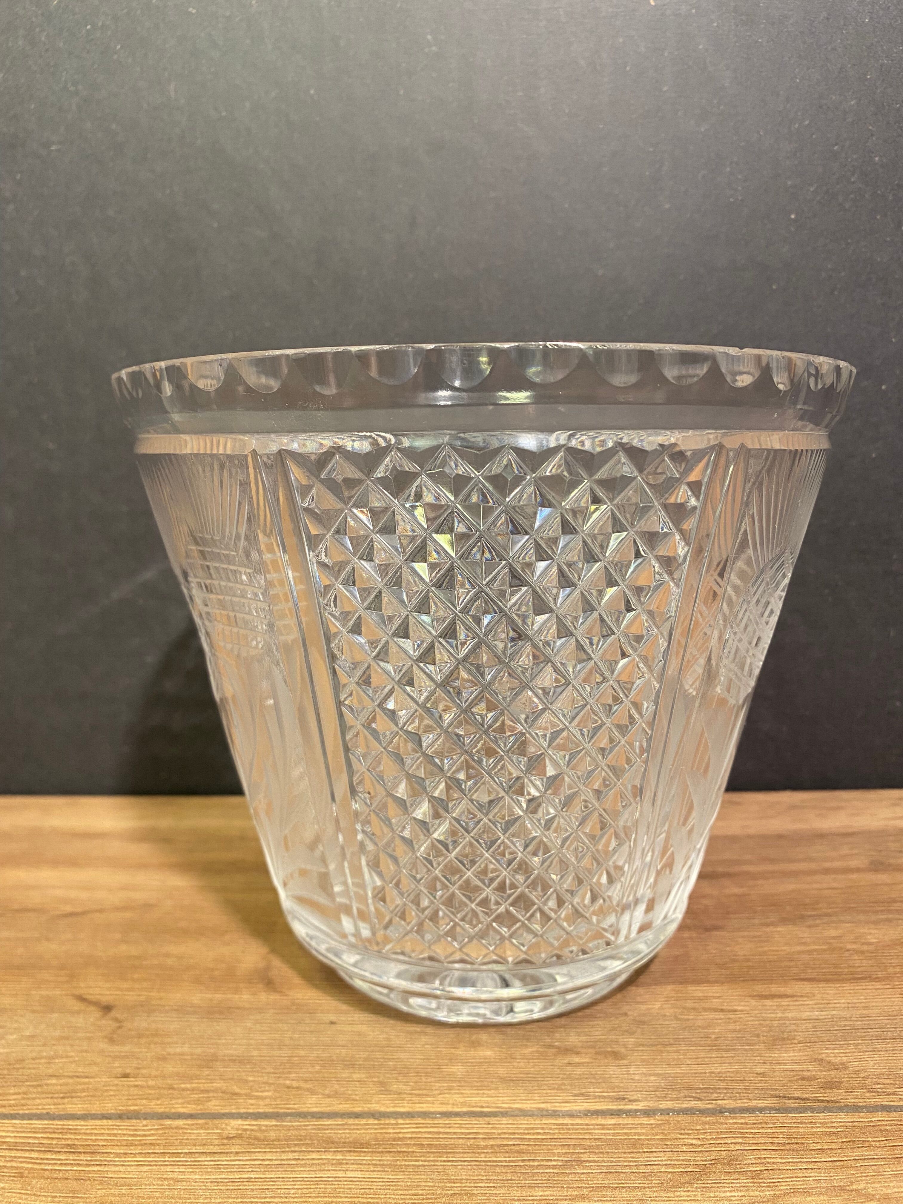 Crystal vase with diamond point decoration and thistles