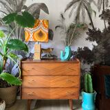 Chest of drawer compass feet