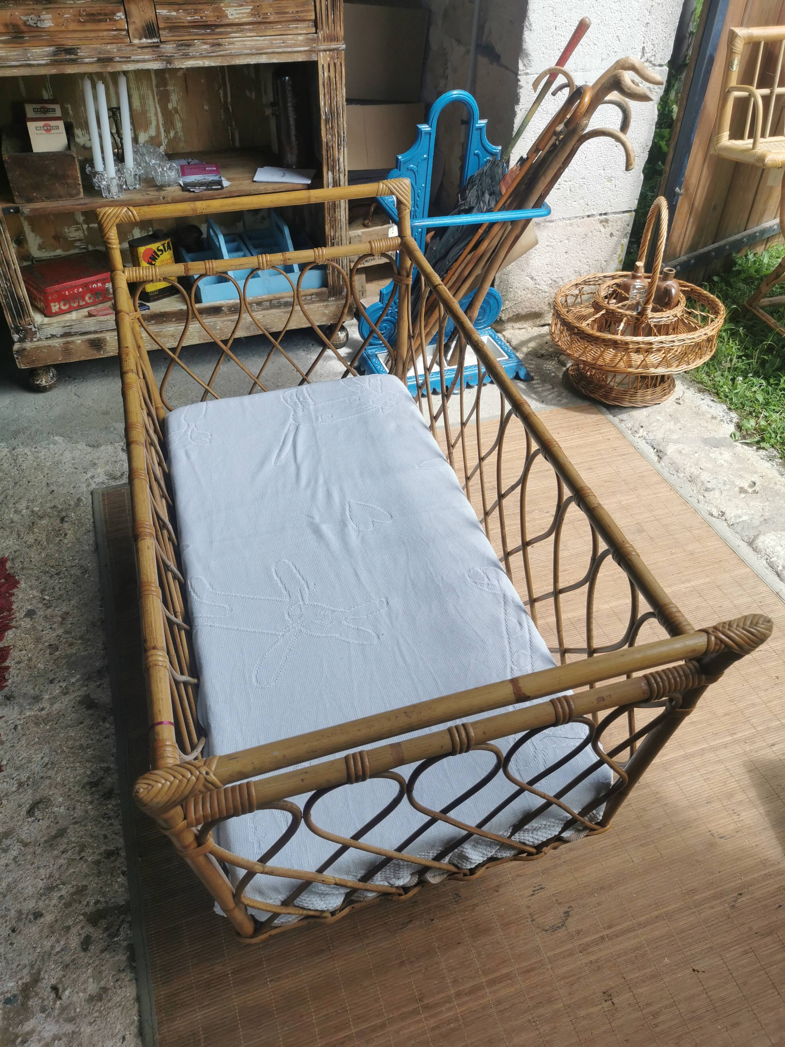 Rattan child bed