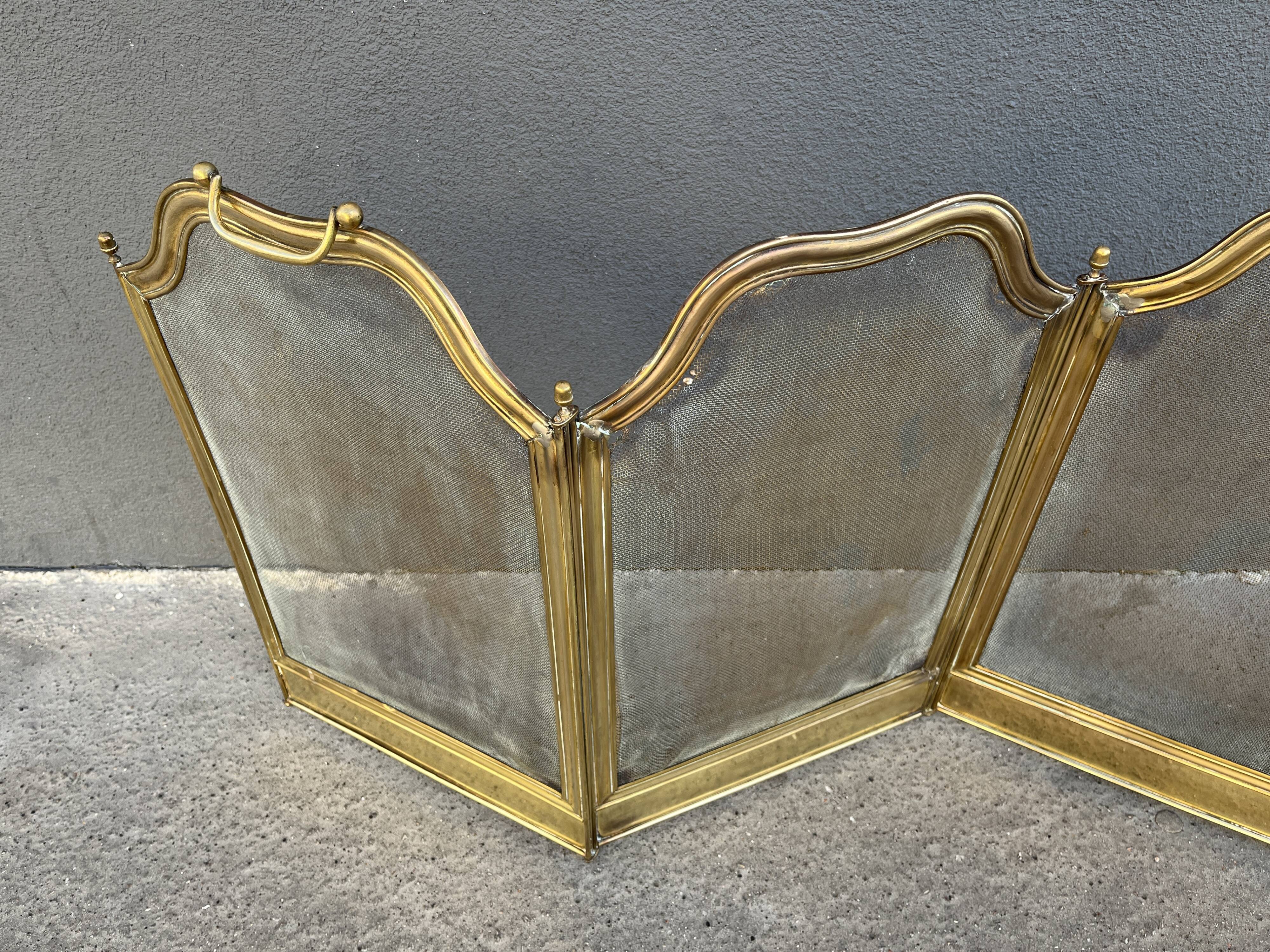 19th-century fireplace screen by Bouhon Frères in brass
