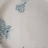 Four Marguerite plates