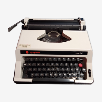 Machine à écrire portable olympiette spécial vintage