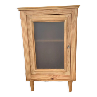 Jam cabinet