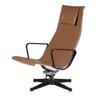 1960s “EA124” Chair by Charles & Ray Eames for Herman Miller, USA