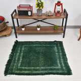 3x3 square green vintage rug 94x105cm