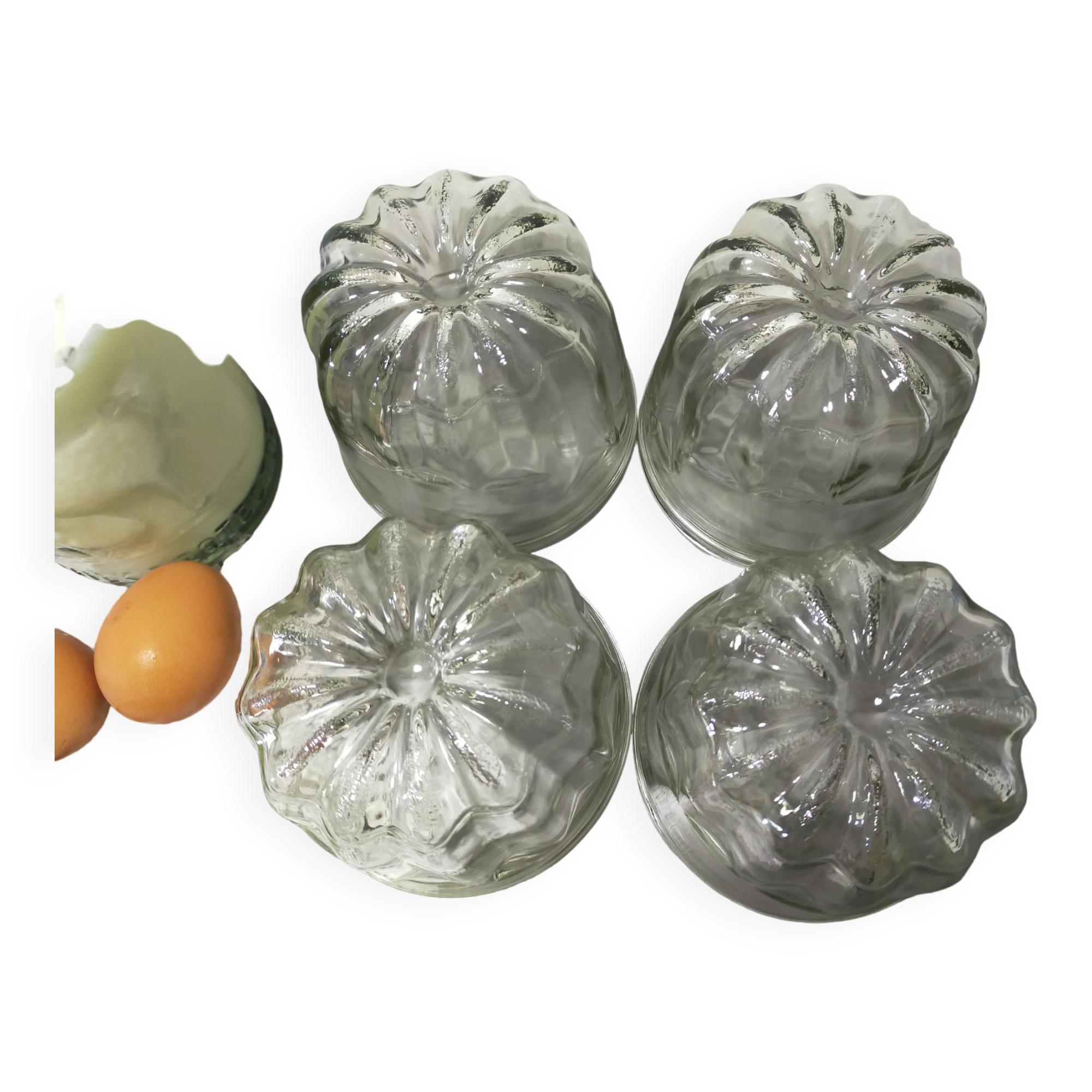 Set of 4 glass cannelé molds