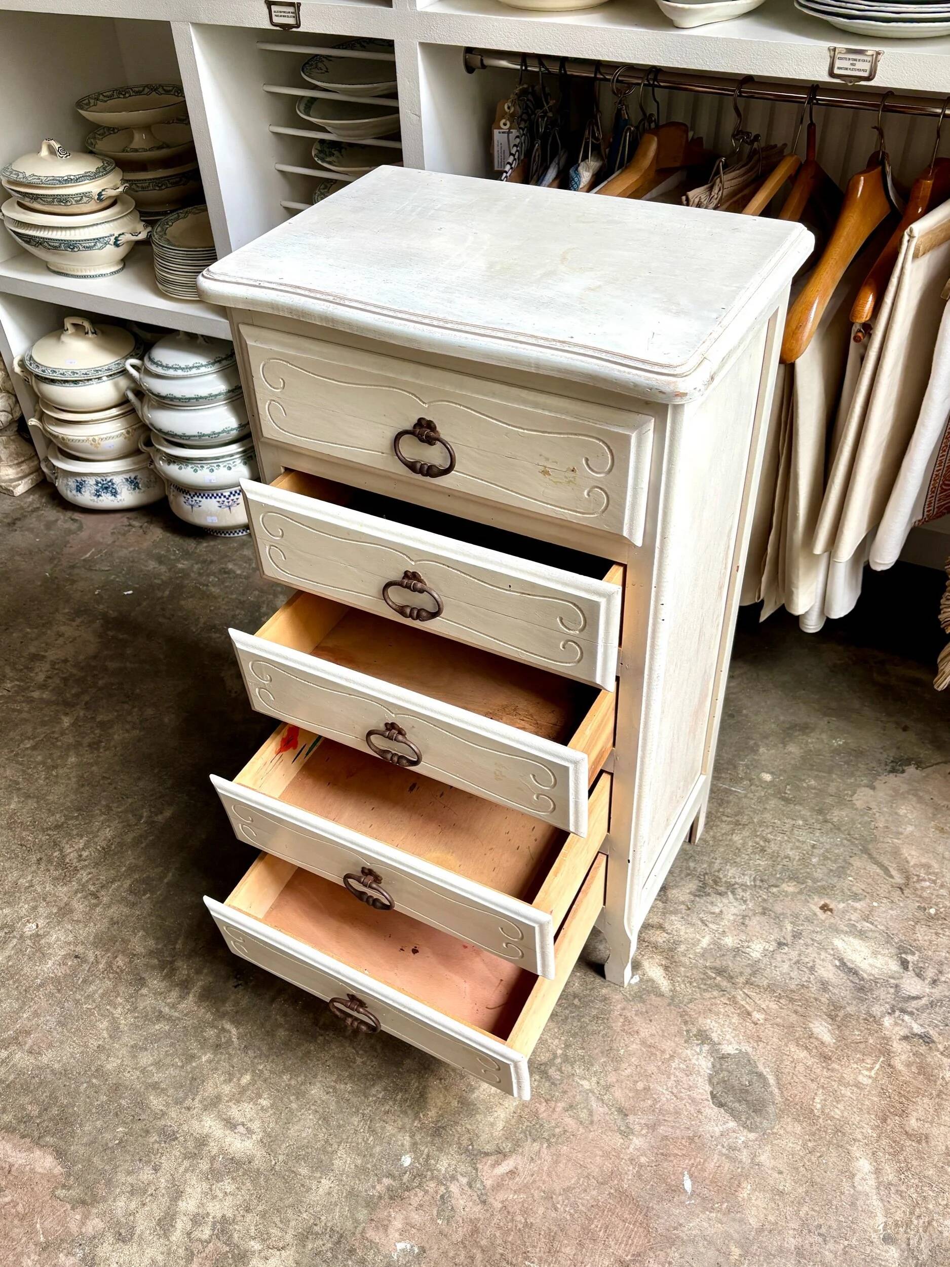 Chiffonnier 5 tiroirs en bois blanc
