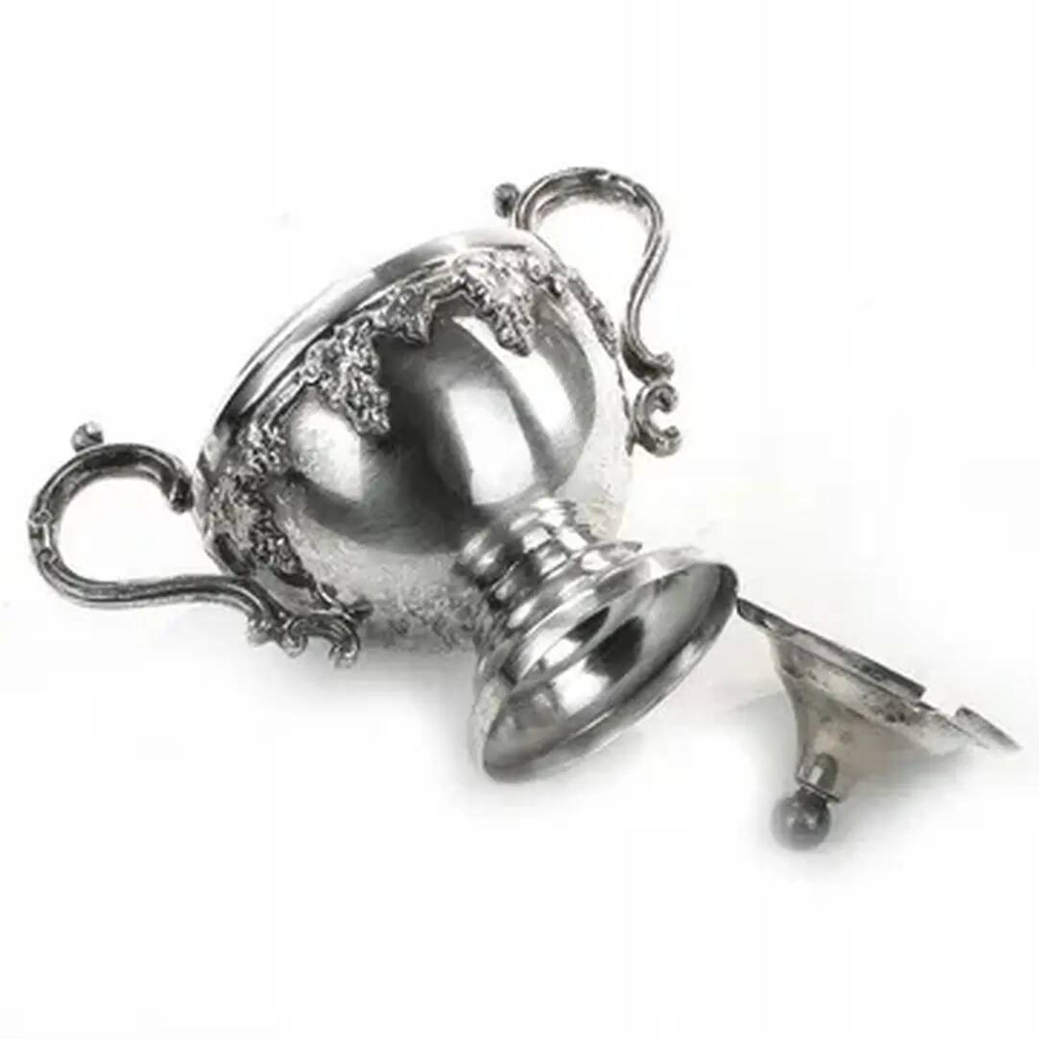 Art Nouveau sugar bowl, silver-plated brass, Germany, early 20th century