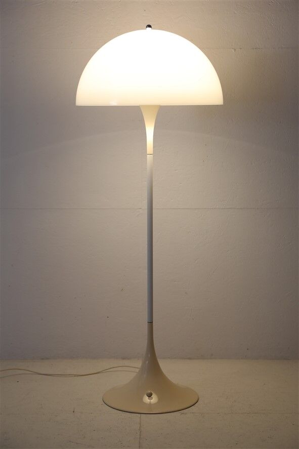 Louis Poulsen / Verner Panton “Panthella” floor lamp / Danish modern design