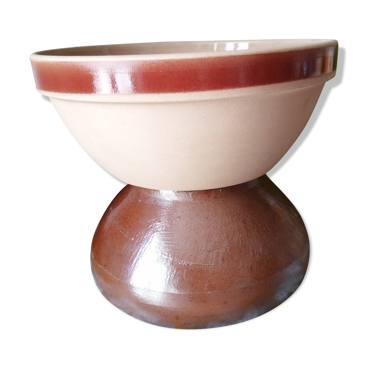 Set of 2 Gien sandstone bowls