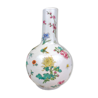 Chinese porcelain vase