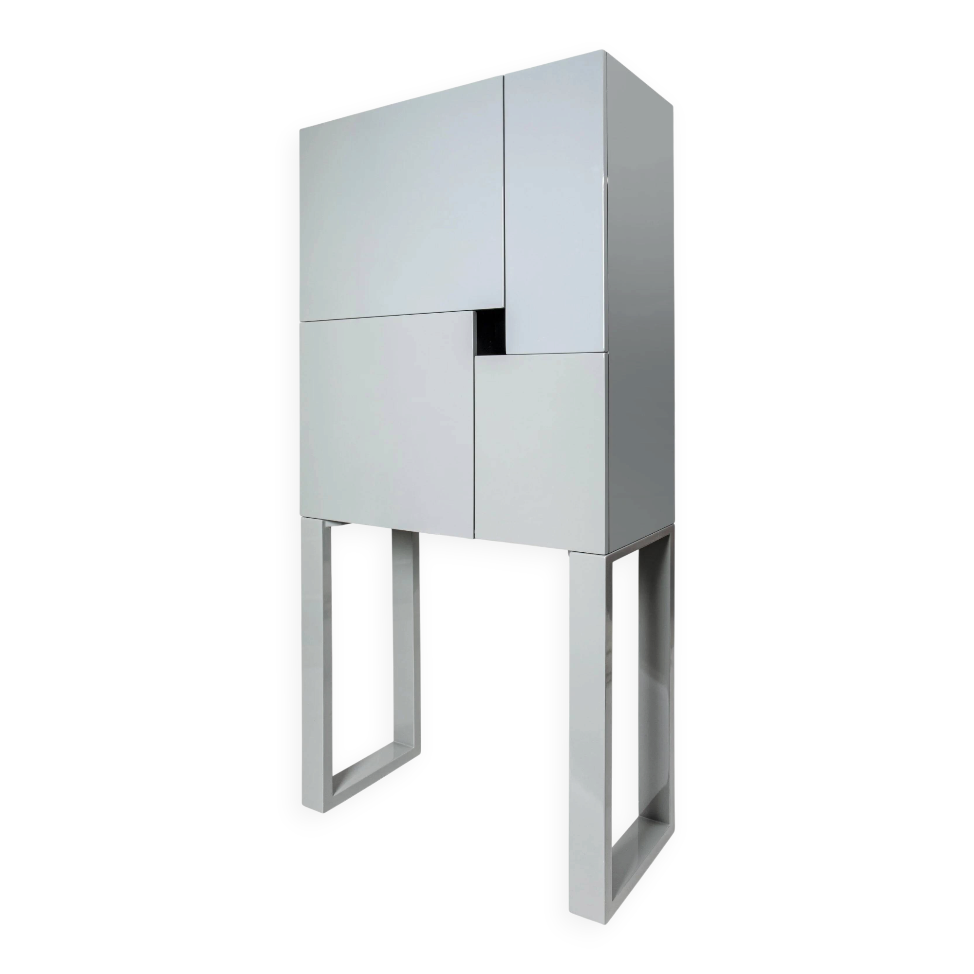 90s highboard. Roche Bobois.