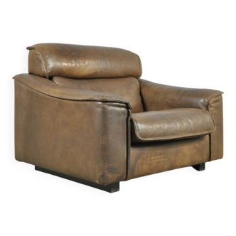 Buffalo leather vintage brutalist armchair by hugo de ruiter, leolux, 1970s
