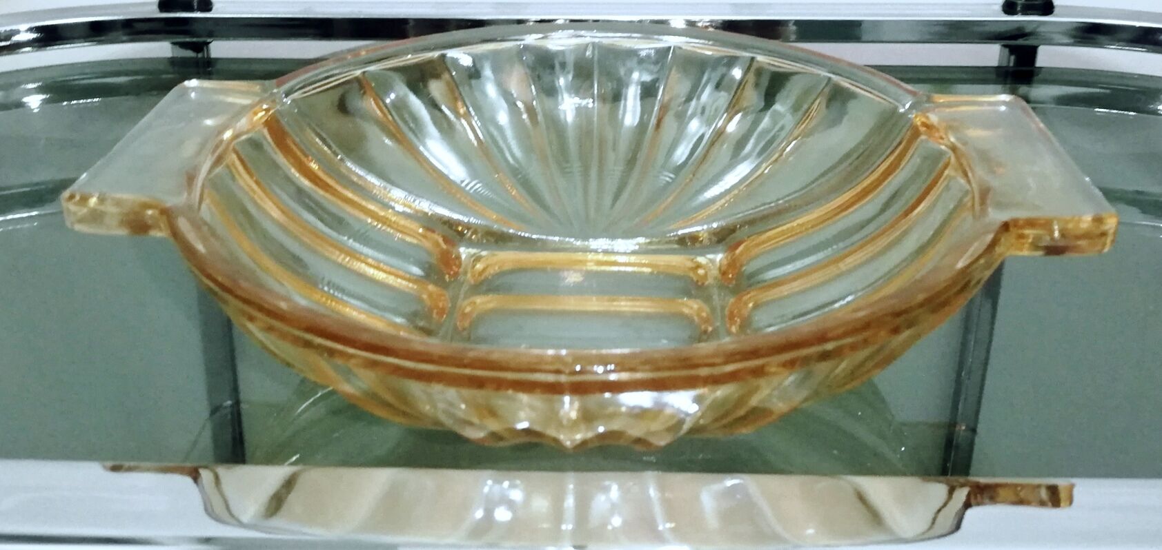 Dish or fruit cup are art deco