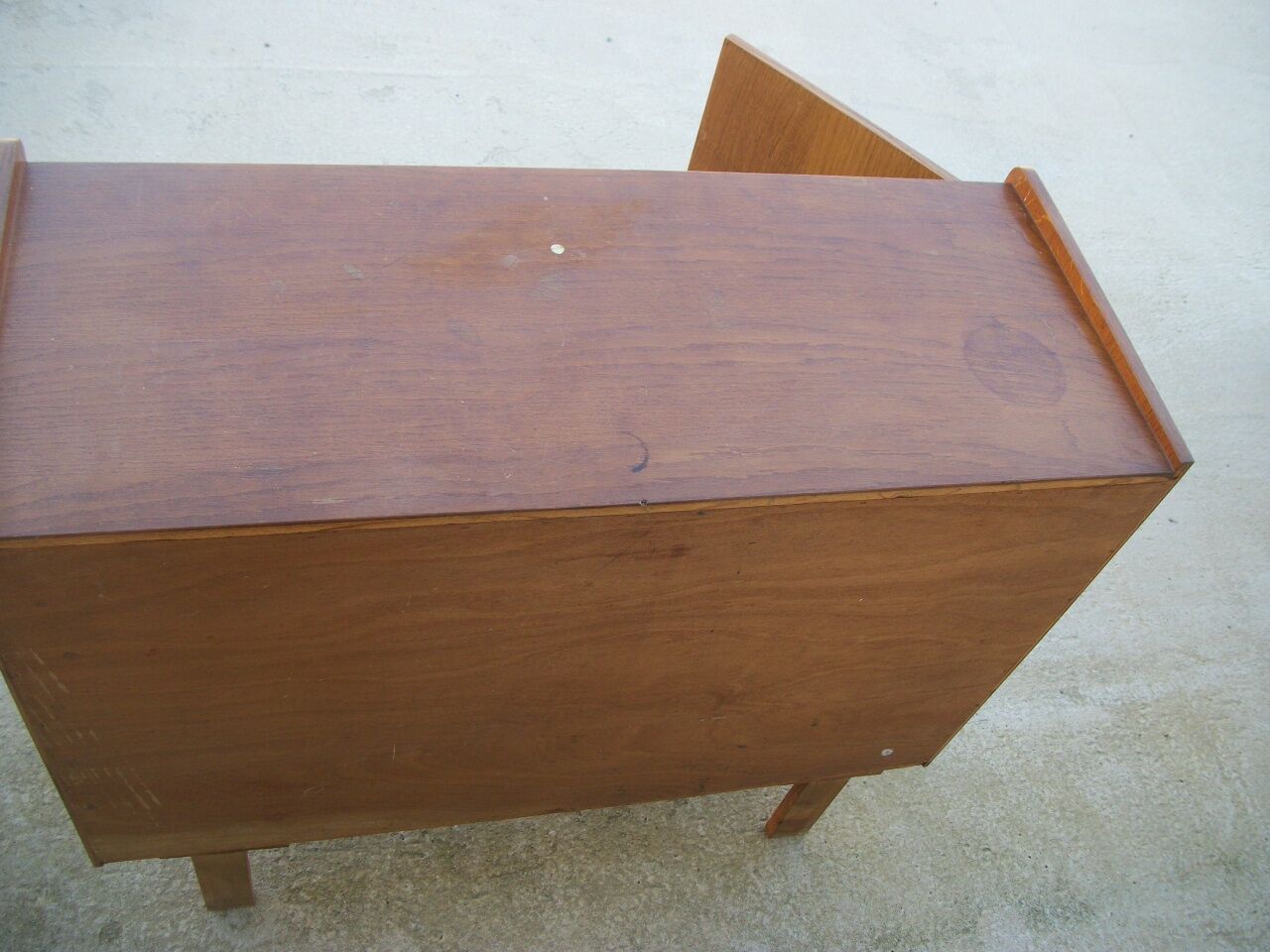 Commode vintage