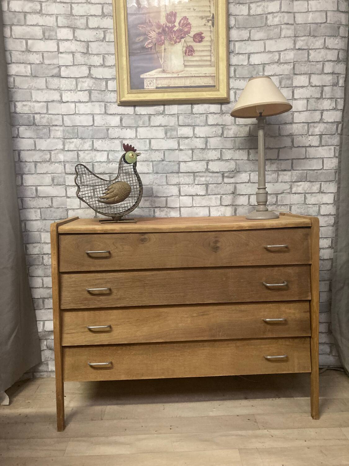 Vintage chest of drawers