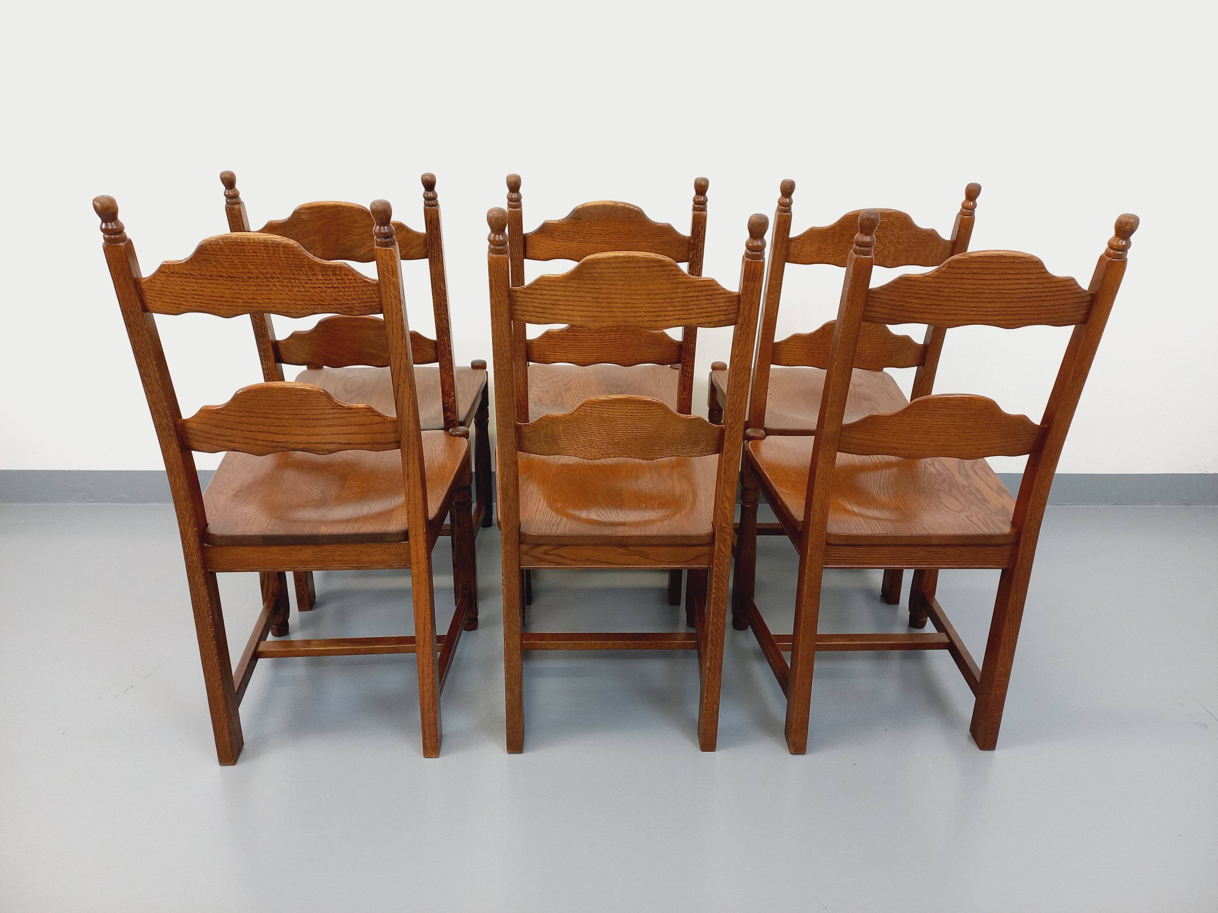 Set of 6 vintage brutalist chairs in oak wood from the 60s