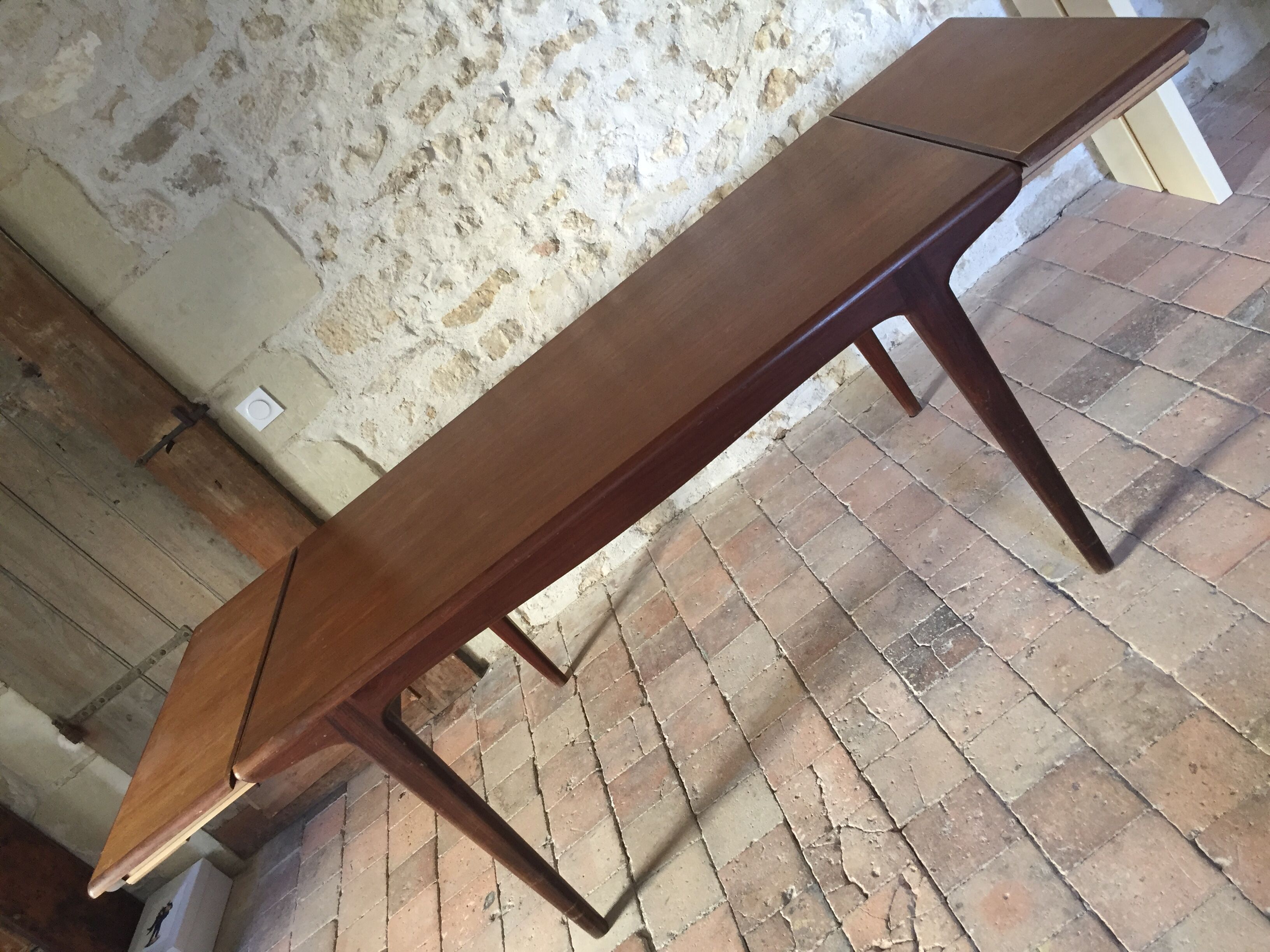 Table scandinave en teck