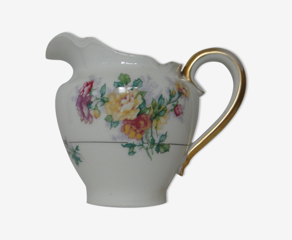 Pot a lait ou a creme porcelaine haviland limoges decor fleuri