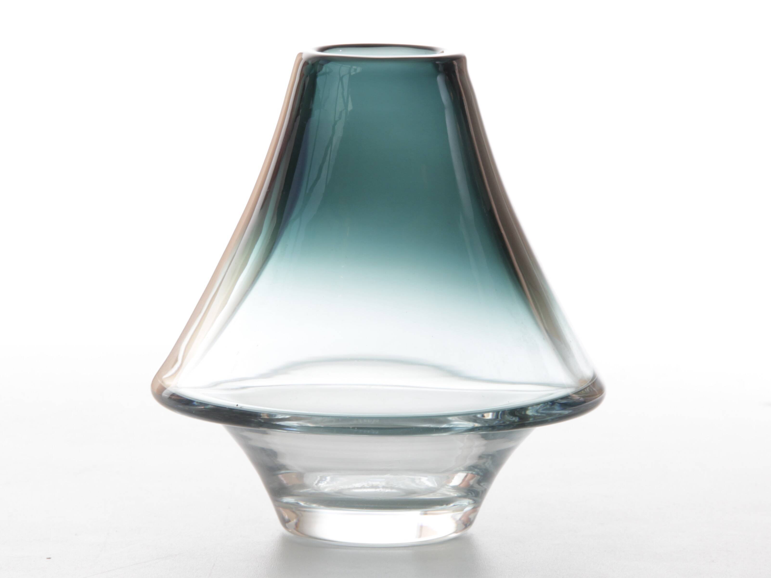 Scandinavian brown glass vase Lennart Andersson for Gullaskruf