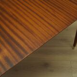 Table en acajou, design danois, années 1970, production : Danemark