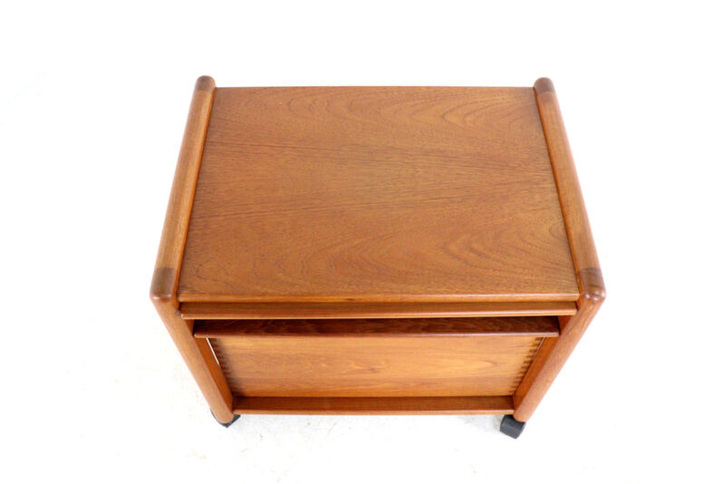 Table d'appoint Aksel Kjersgaard chariot n° 709 - design danois