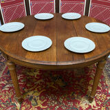 Oval solid oak table