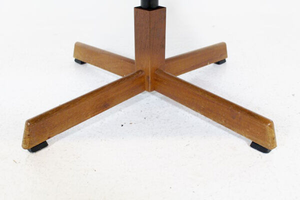 Fauteuil rotatif en simili-cuir scandinave, Suède, 1950