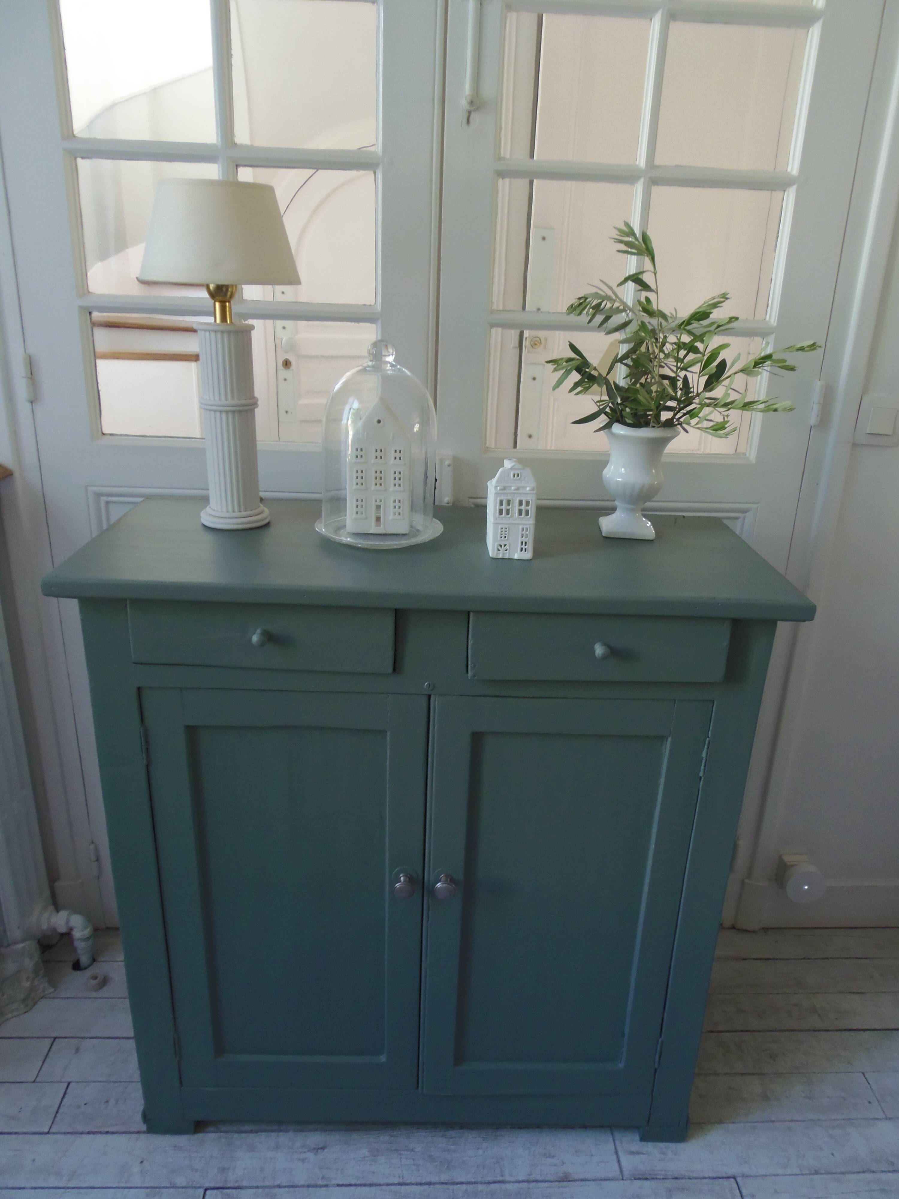 Vintage Parisian sideboard with 2 doors and 2 drawers, re-enchanted in smoky green.