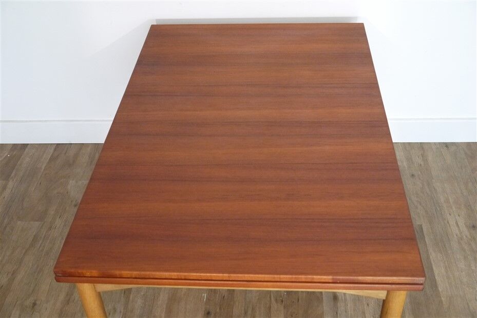 Danish dining table by Borge Mogensen 1960