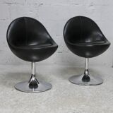 paire de chaises pivotantes "space age". Suède, circa 1965