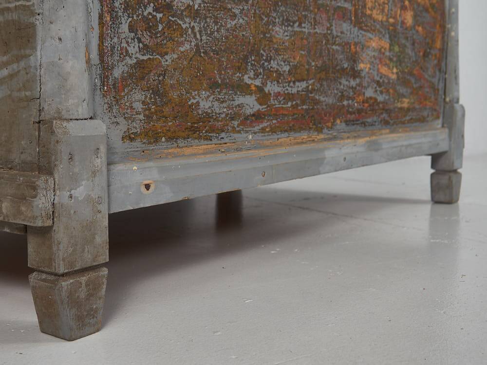 Malle de rangement ancien en bois massif (vers 1890)