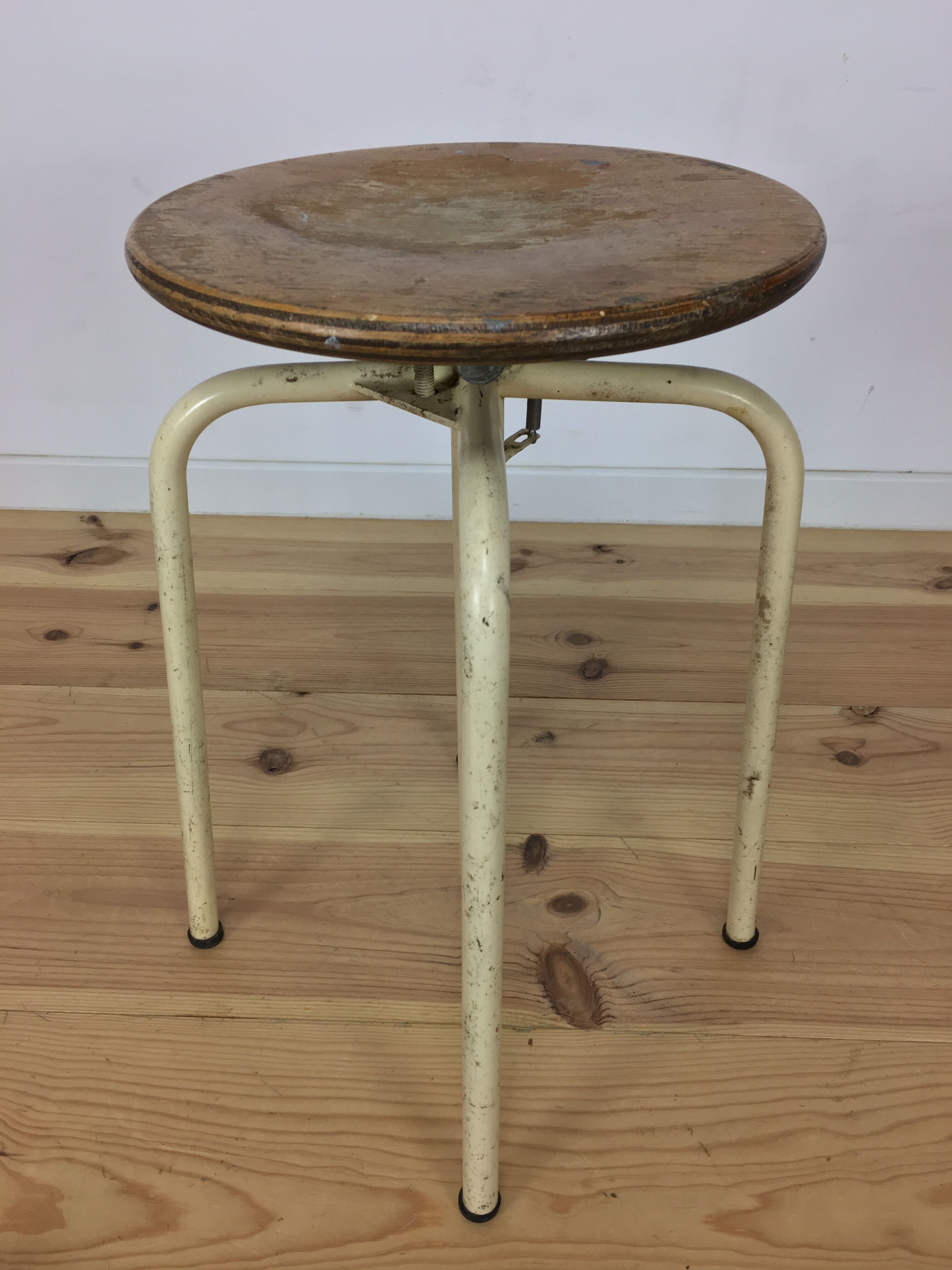 Workshop stool with system, metal and wood, adjustable industrial style