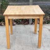 Scandinavian square kitchen table in solid wood 75cm