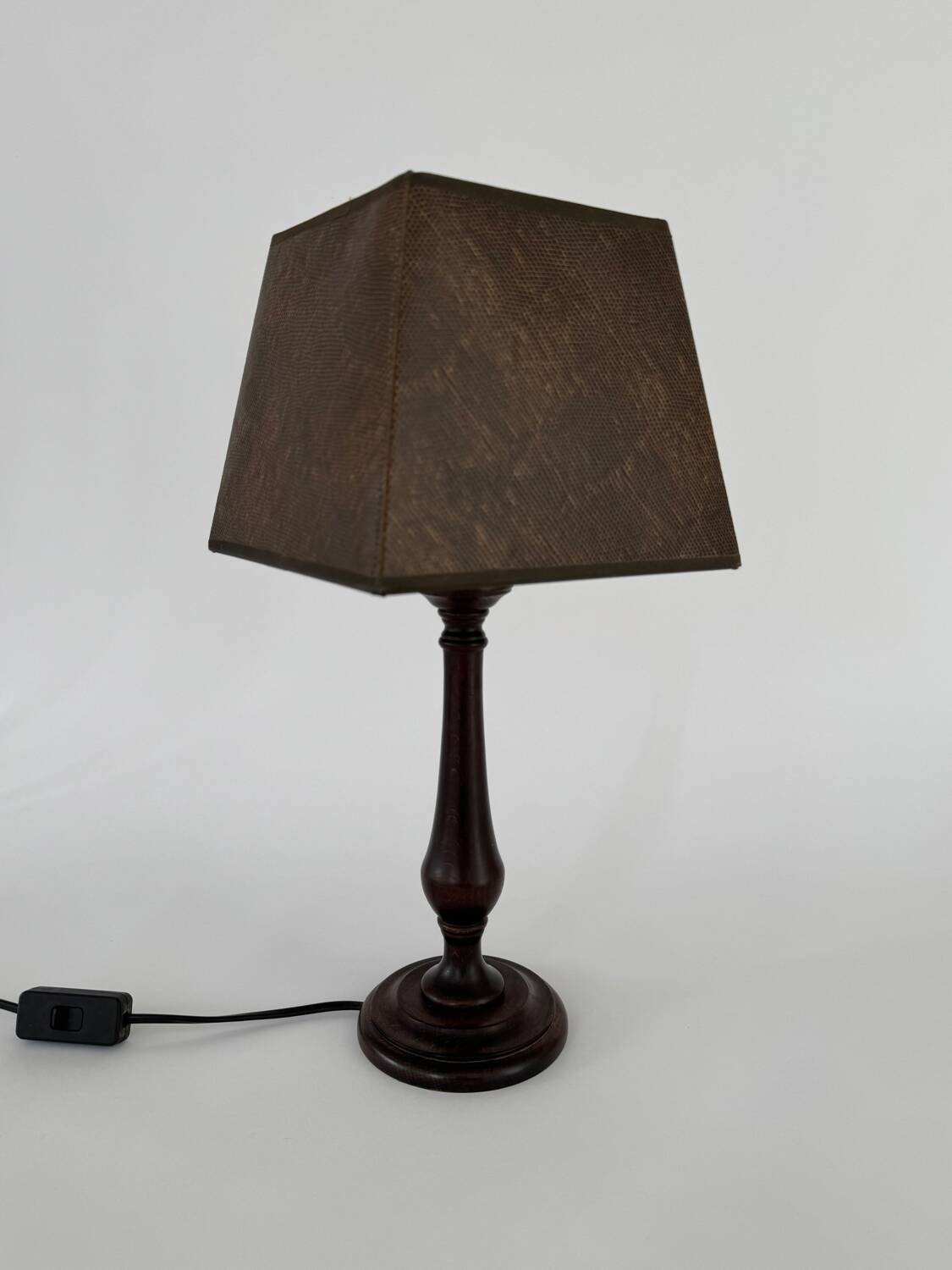Vintage Modern Wooden Table Lamp